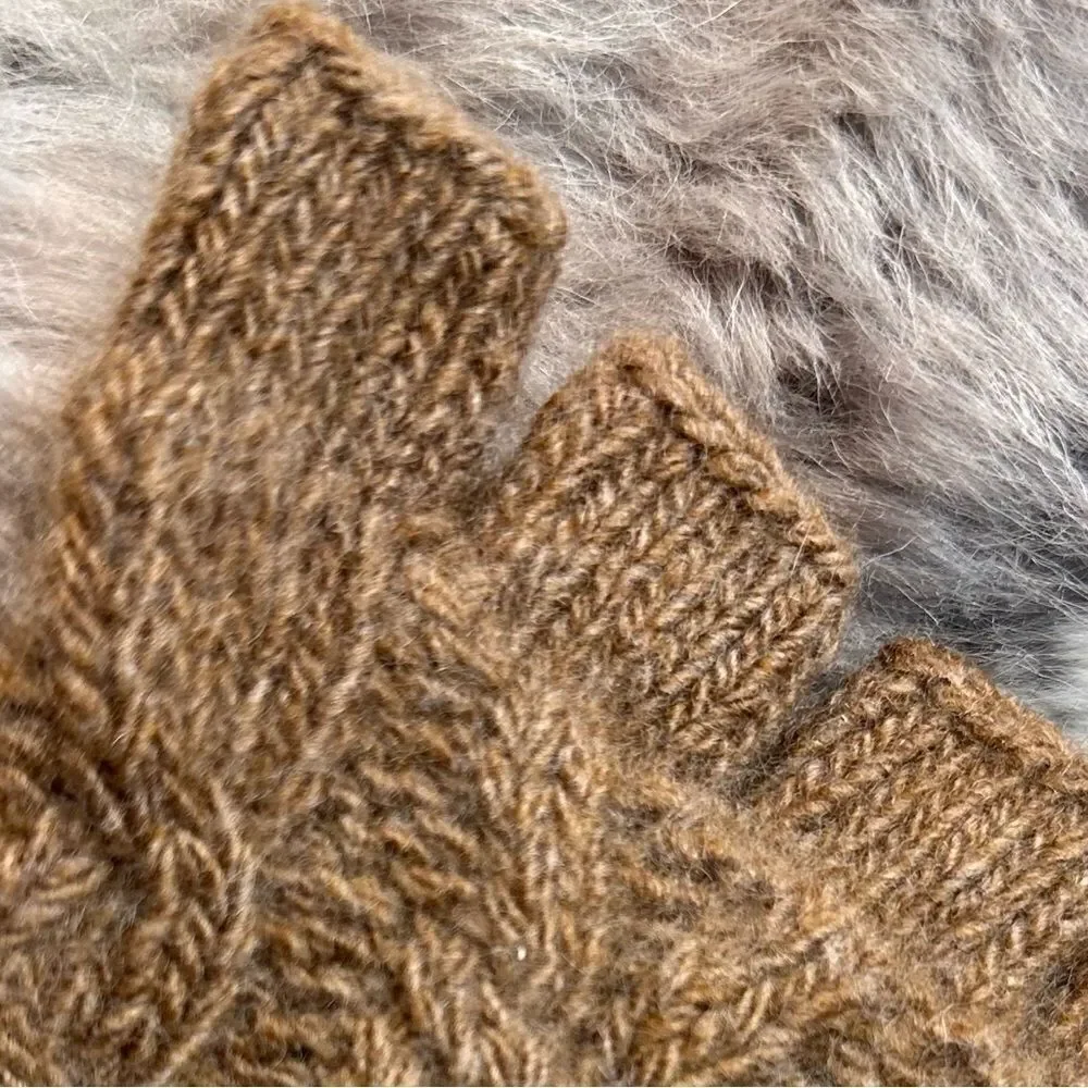 *Ralph Lauren Blue Label Caramel Cashmere Blend Cable Knit Fingerless Gloves